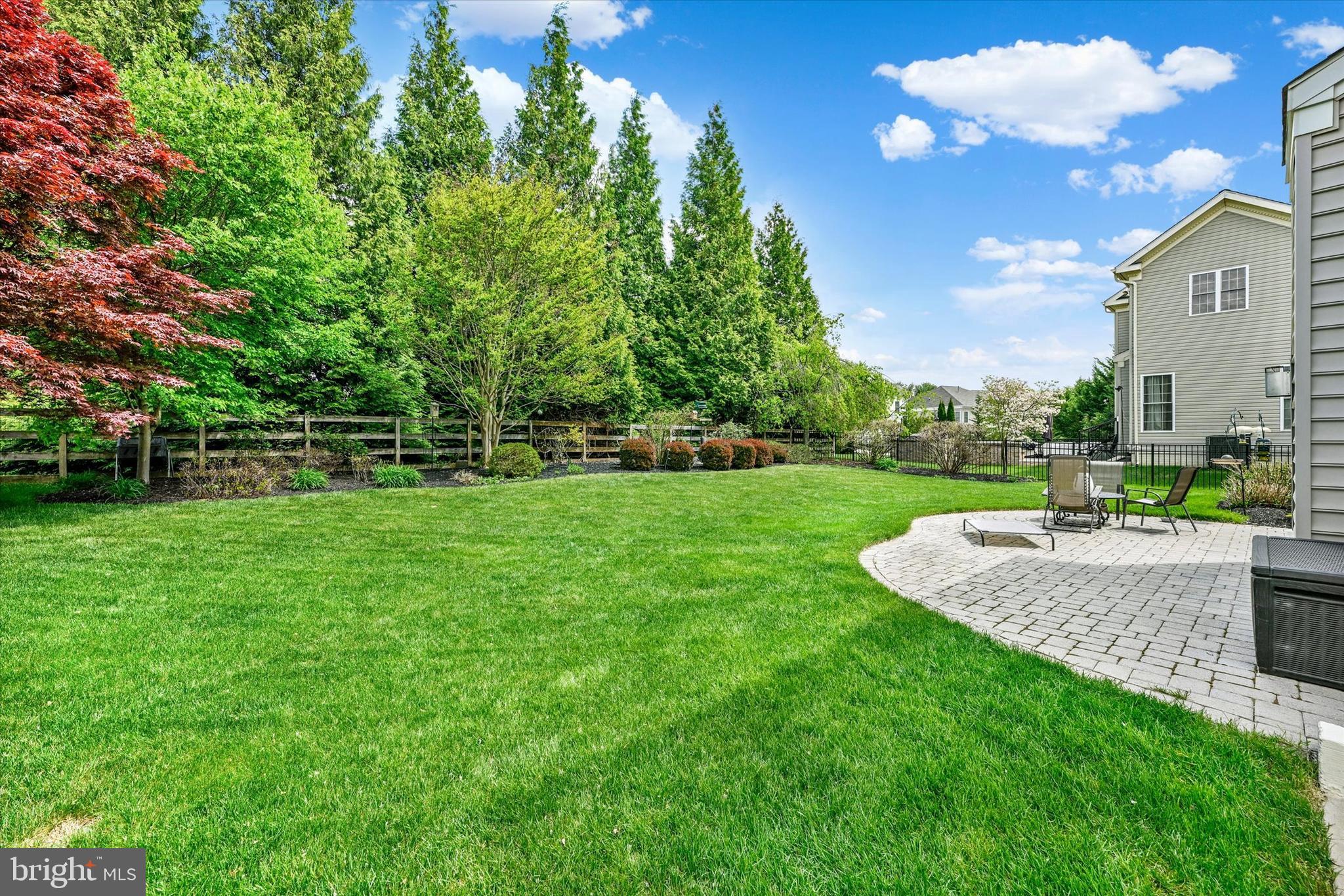 5200 SCENIC DRIVE