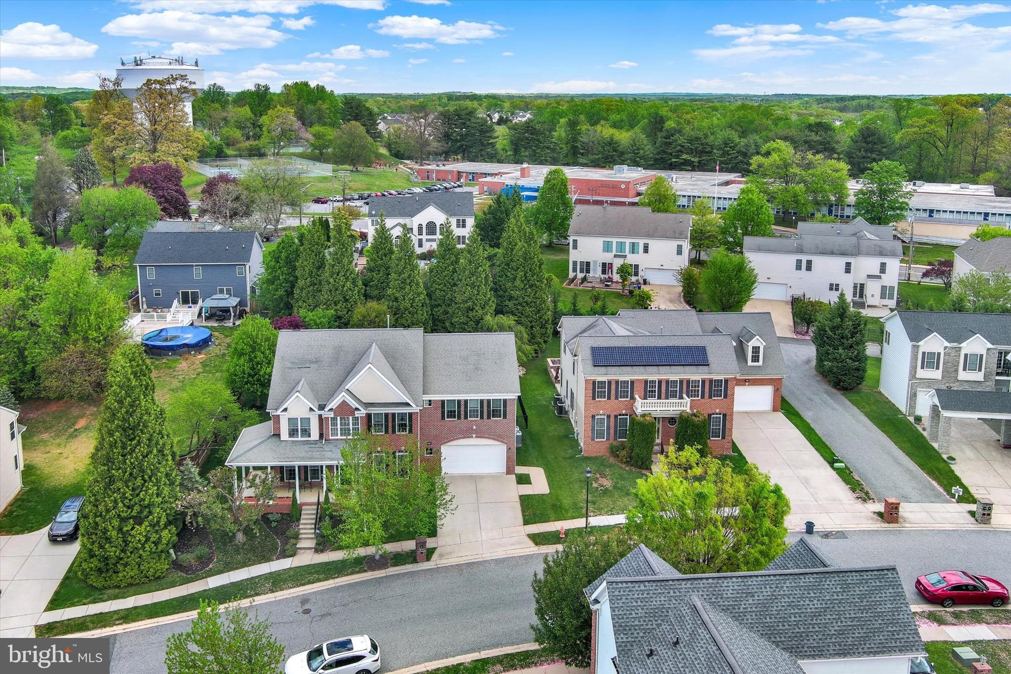 5200 SCENIC DRIVE