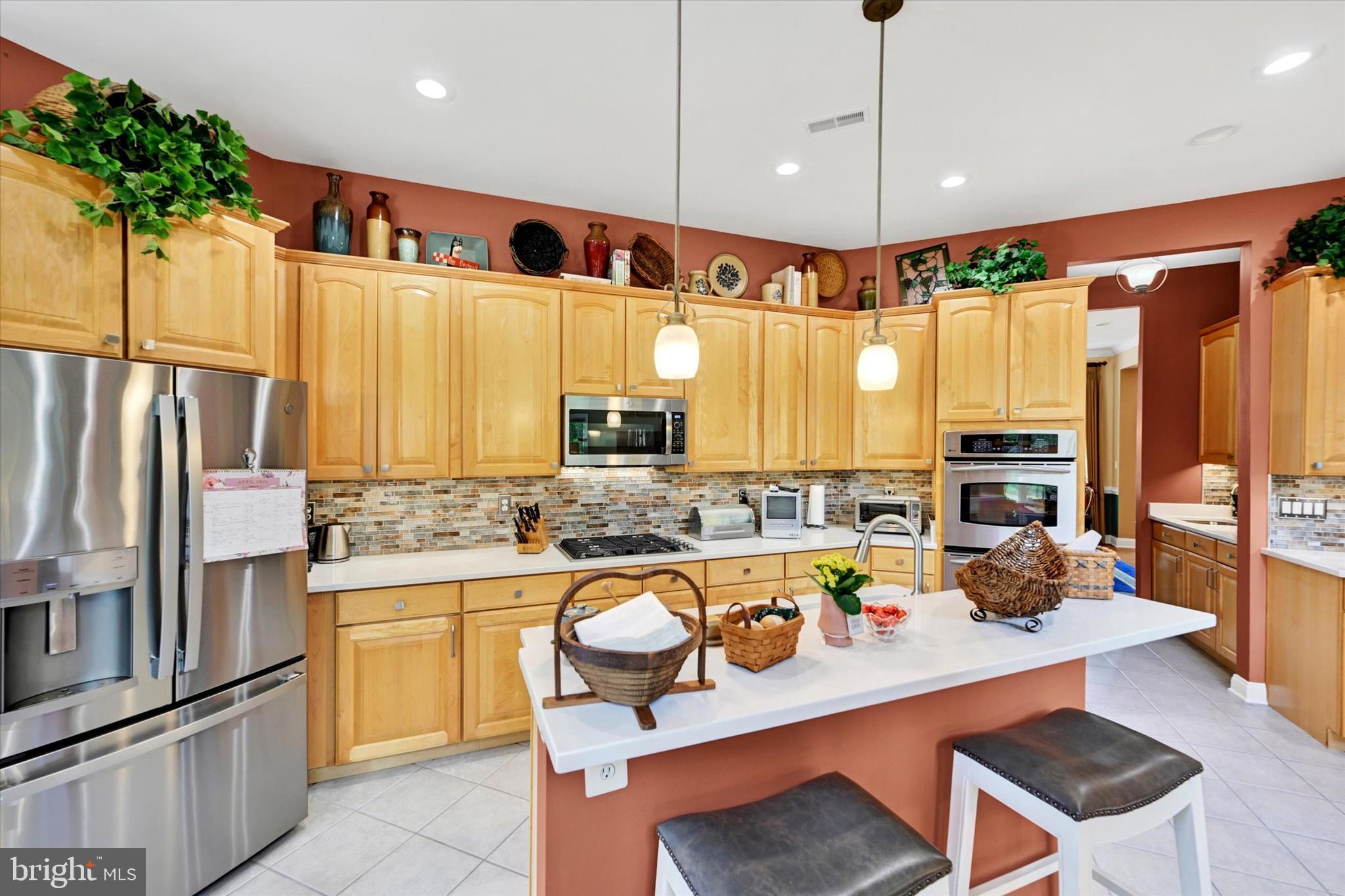 5200 SCENIC DRIVE