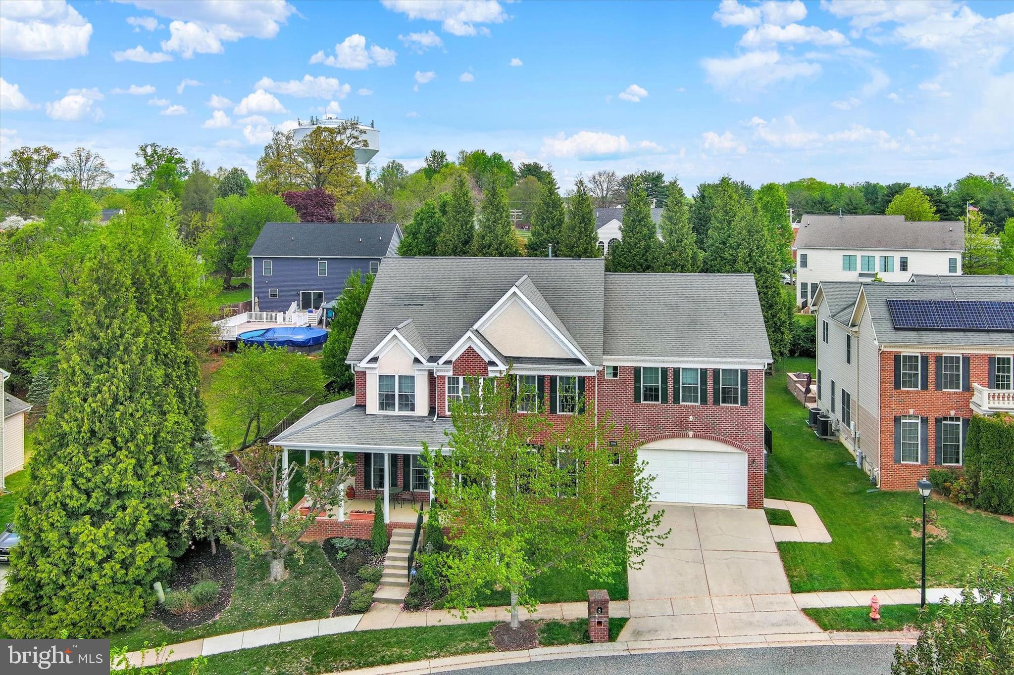 5200 SCENIC DRIVE