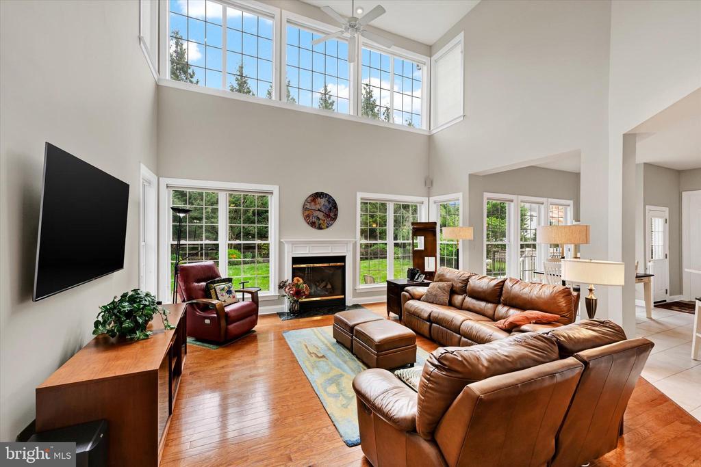 5200 SCENIC DRIVE