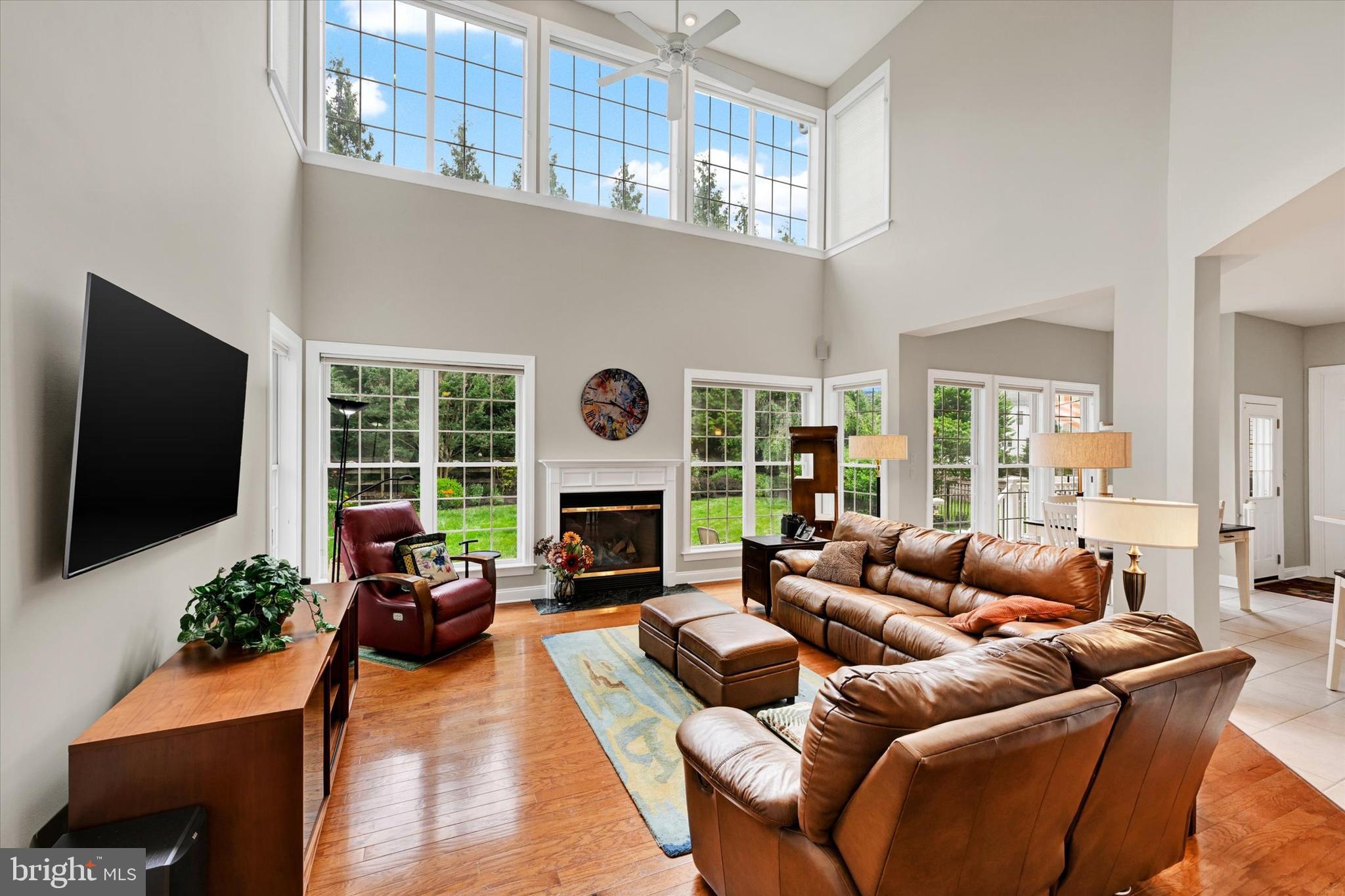 5200 SCENIC DRIVE