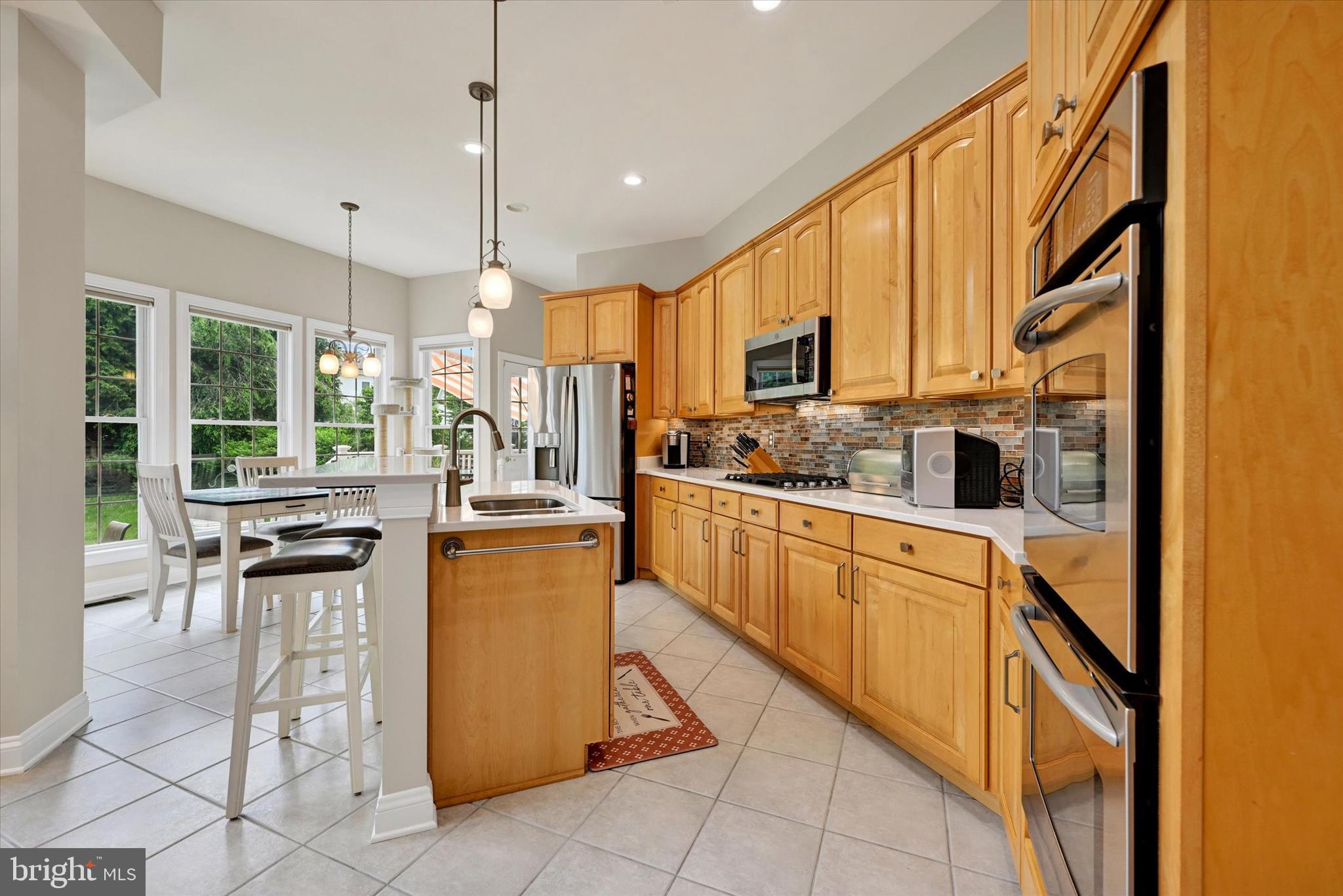 5200 SCENIC DRIVE