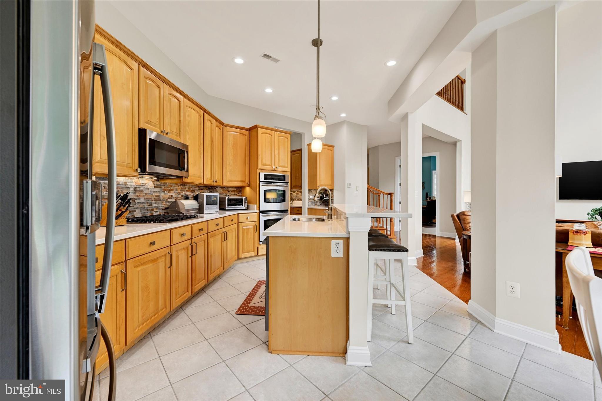 5200 SCENIC DRIVE