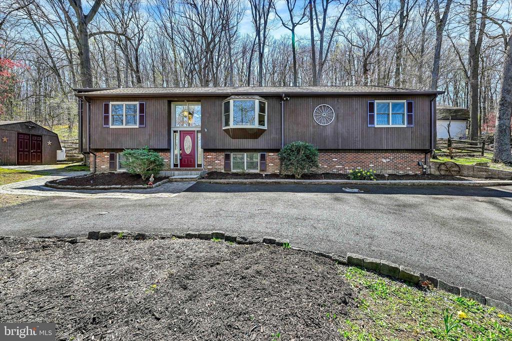 5451 GLEN ARM ROAD
