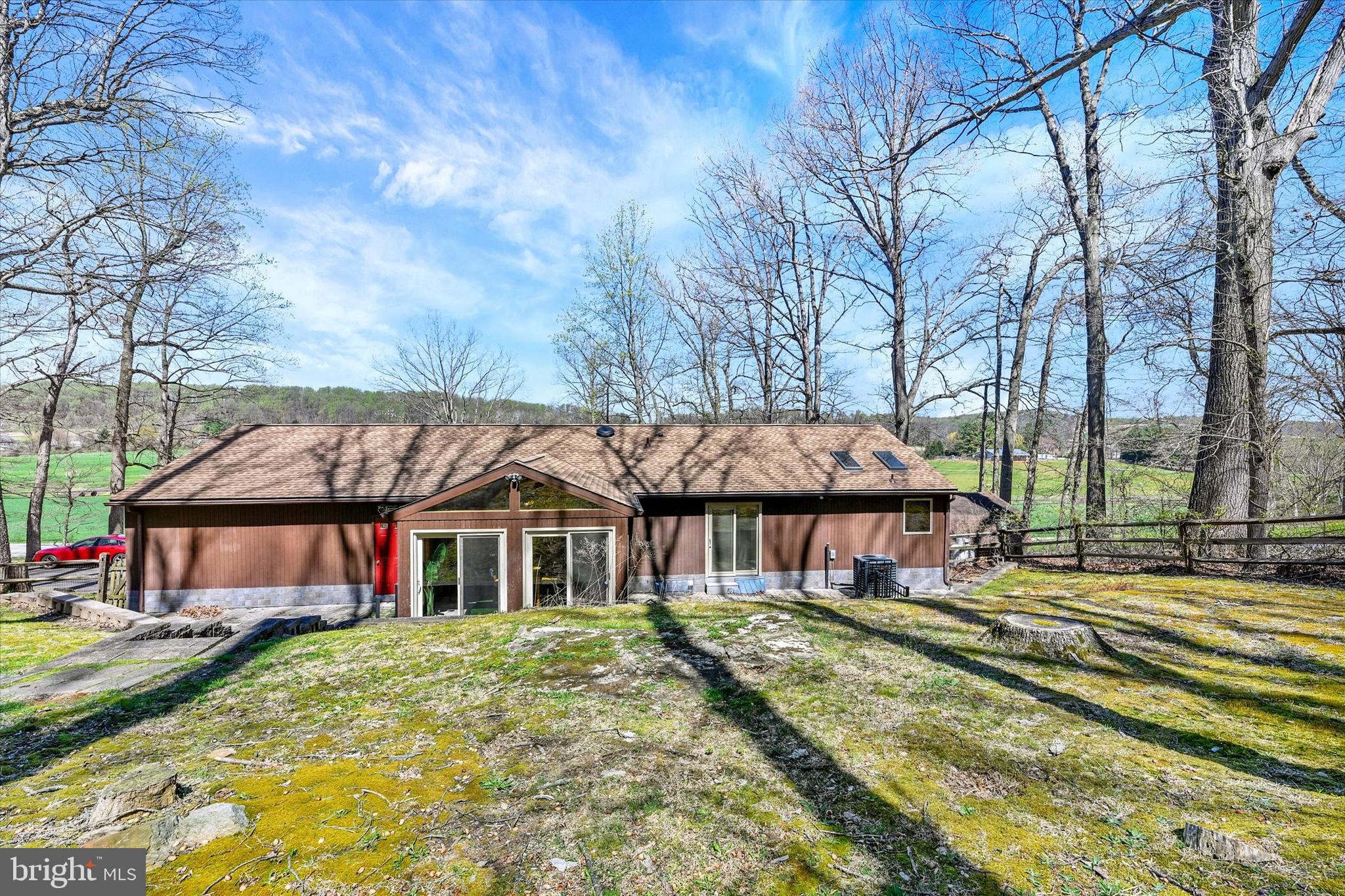 5451 GLEN ARM ROAD