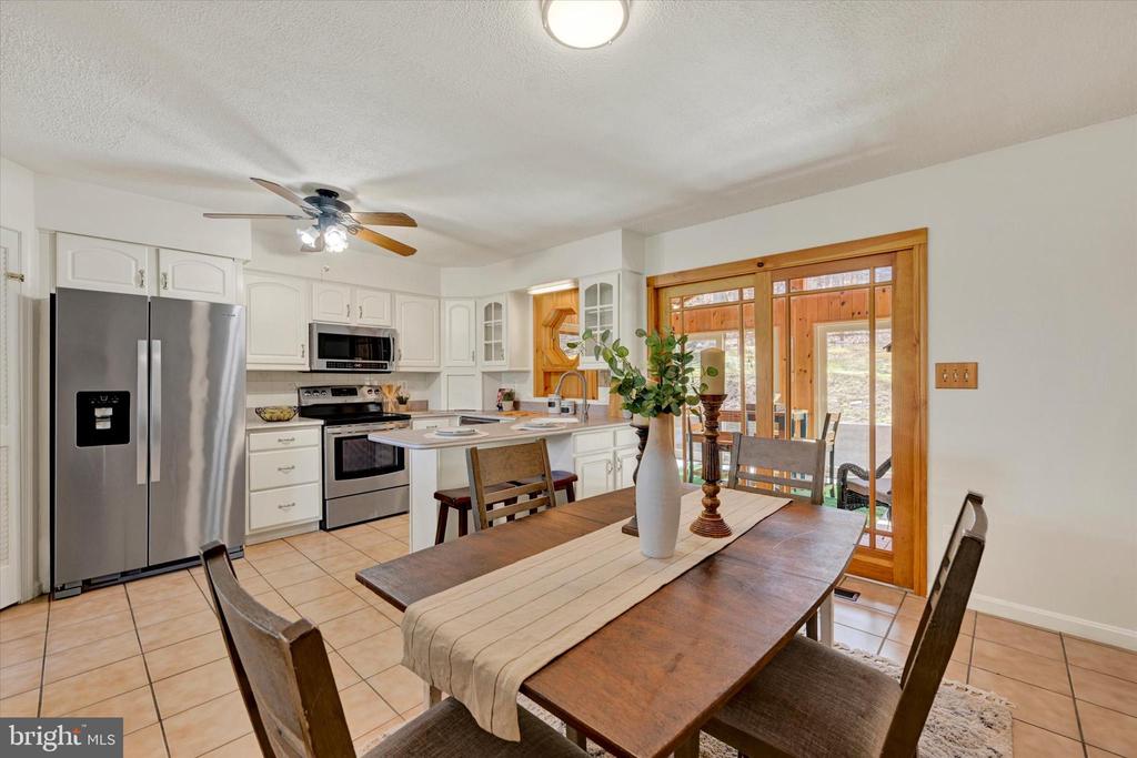 5451 GLEN ARM ROAD