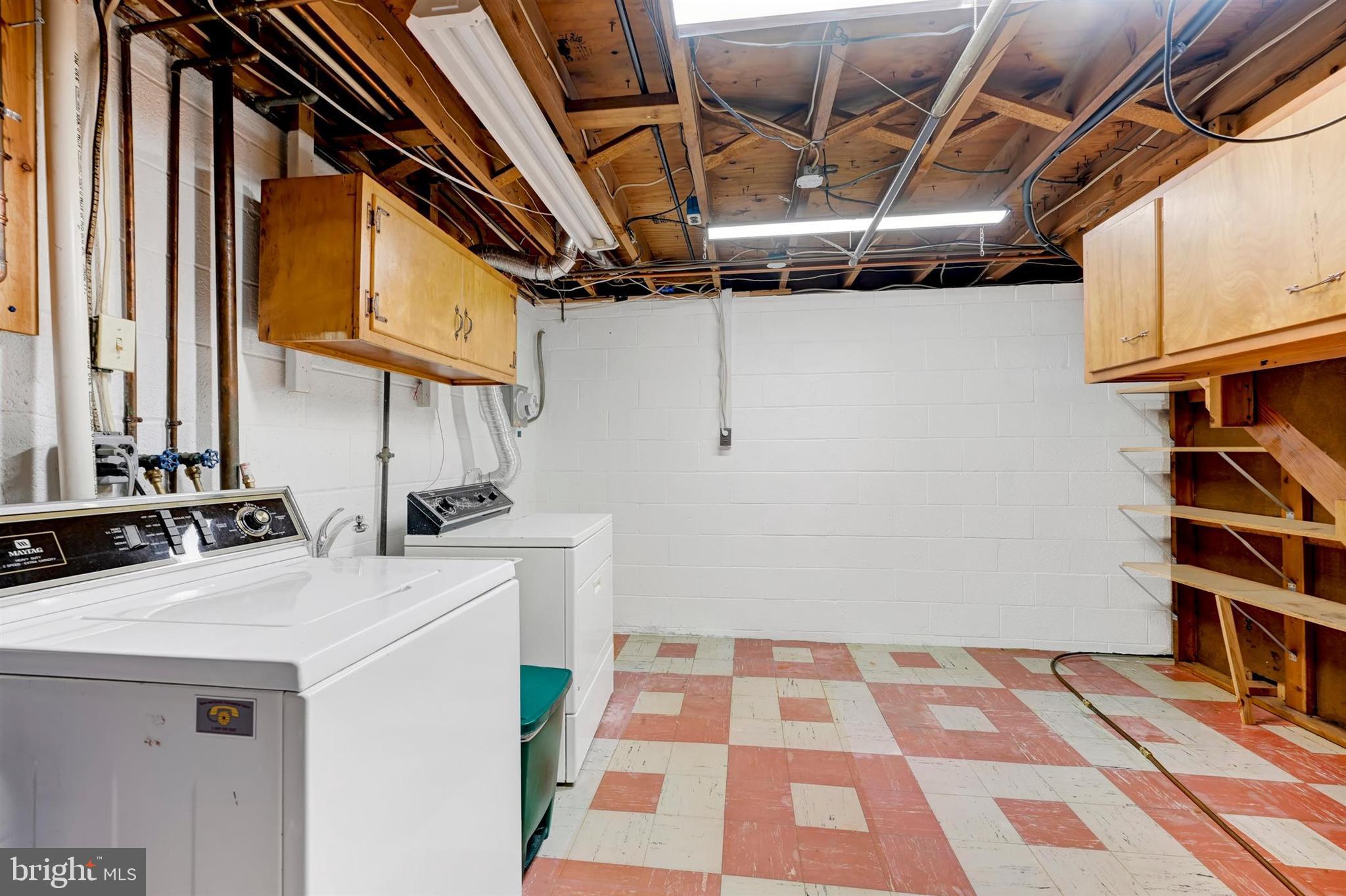 2926 KNOLL ACRES DRIVE