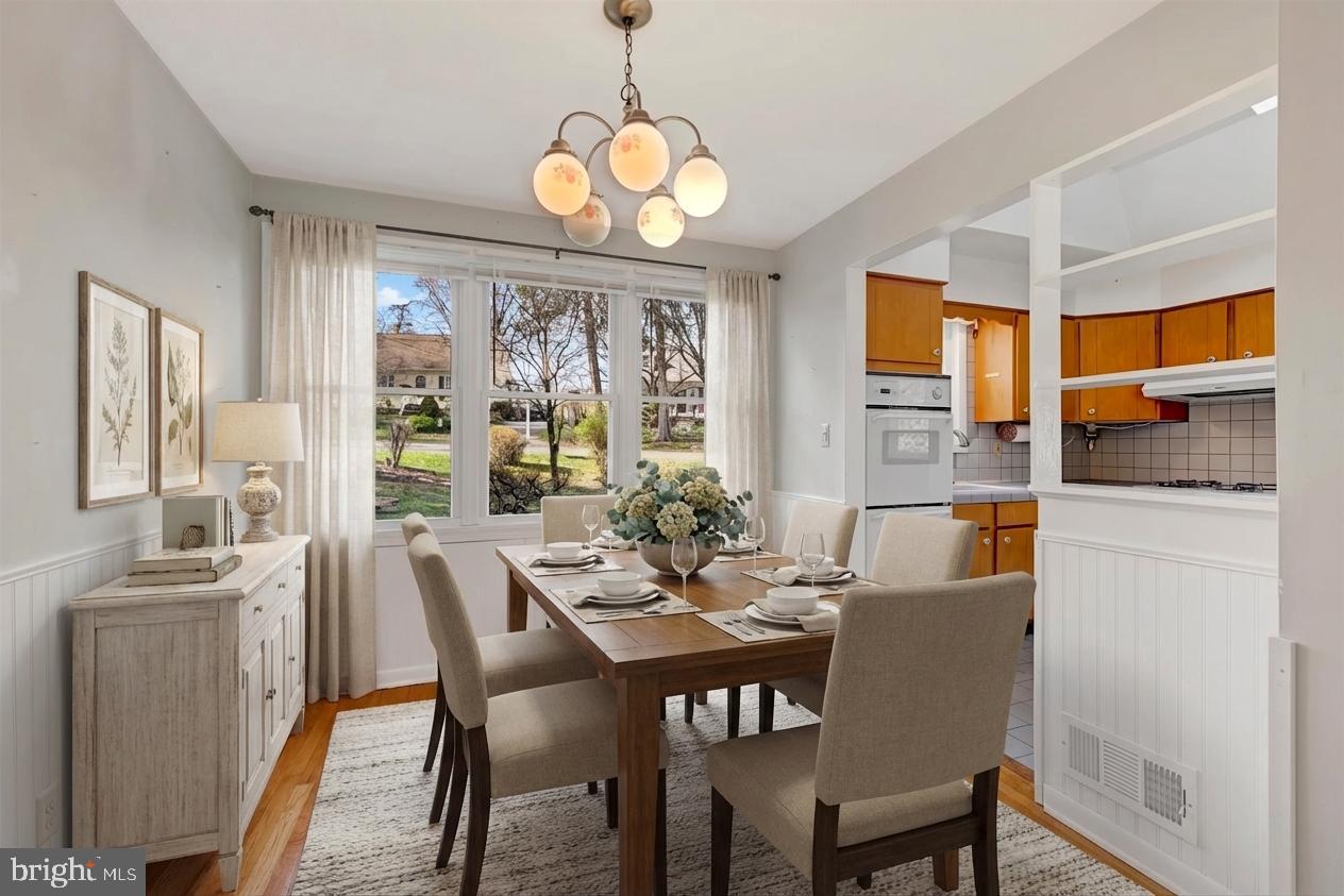 2926 KNOLL ACRES DRIVE