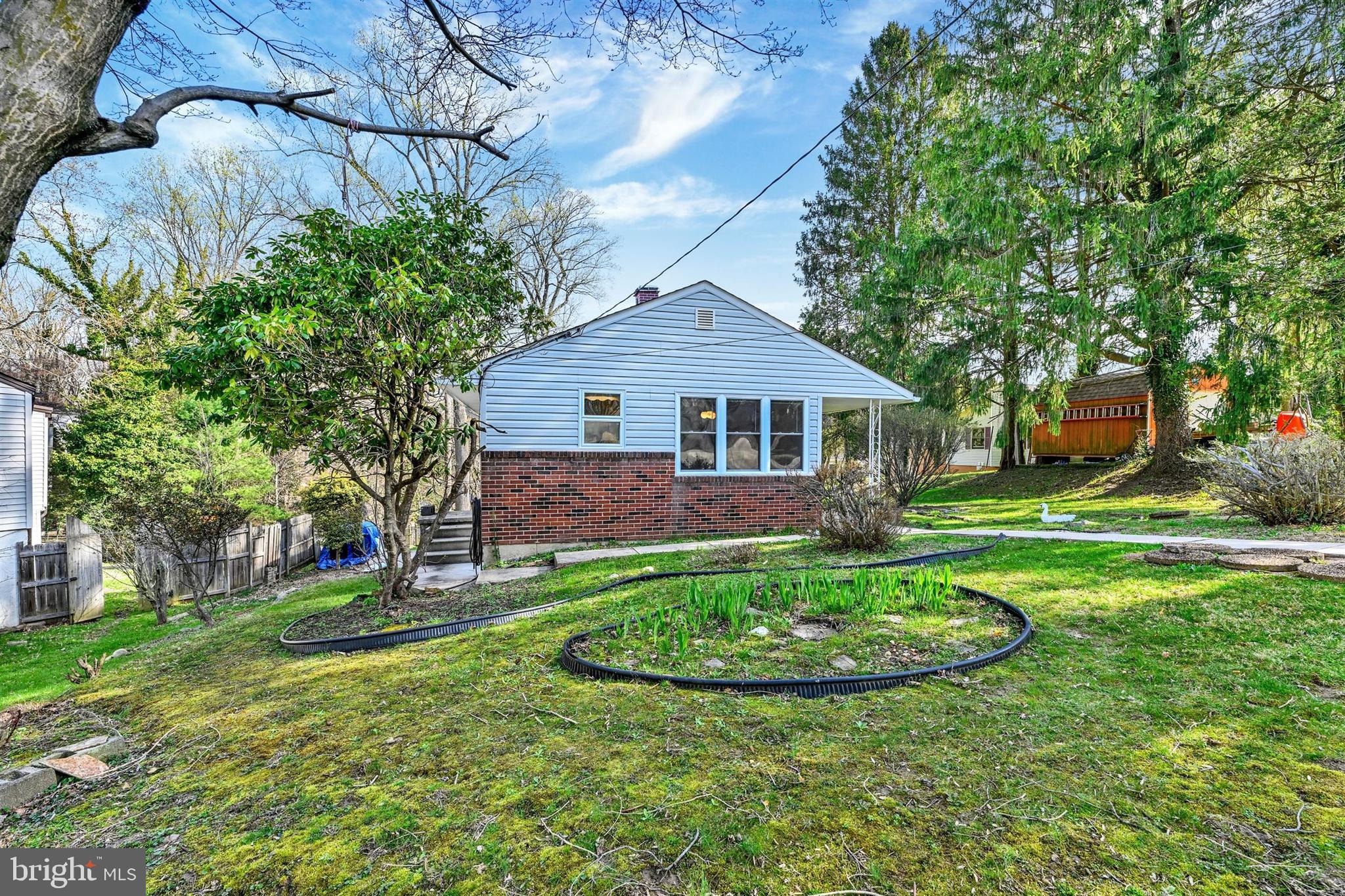 2926 KNOLL ACRES DRIVE