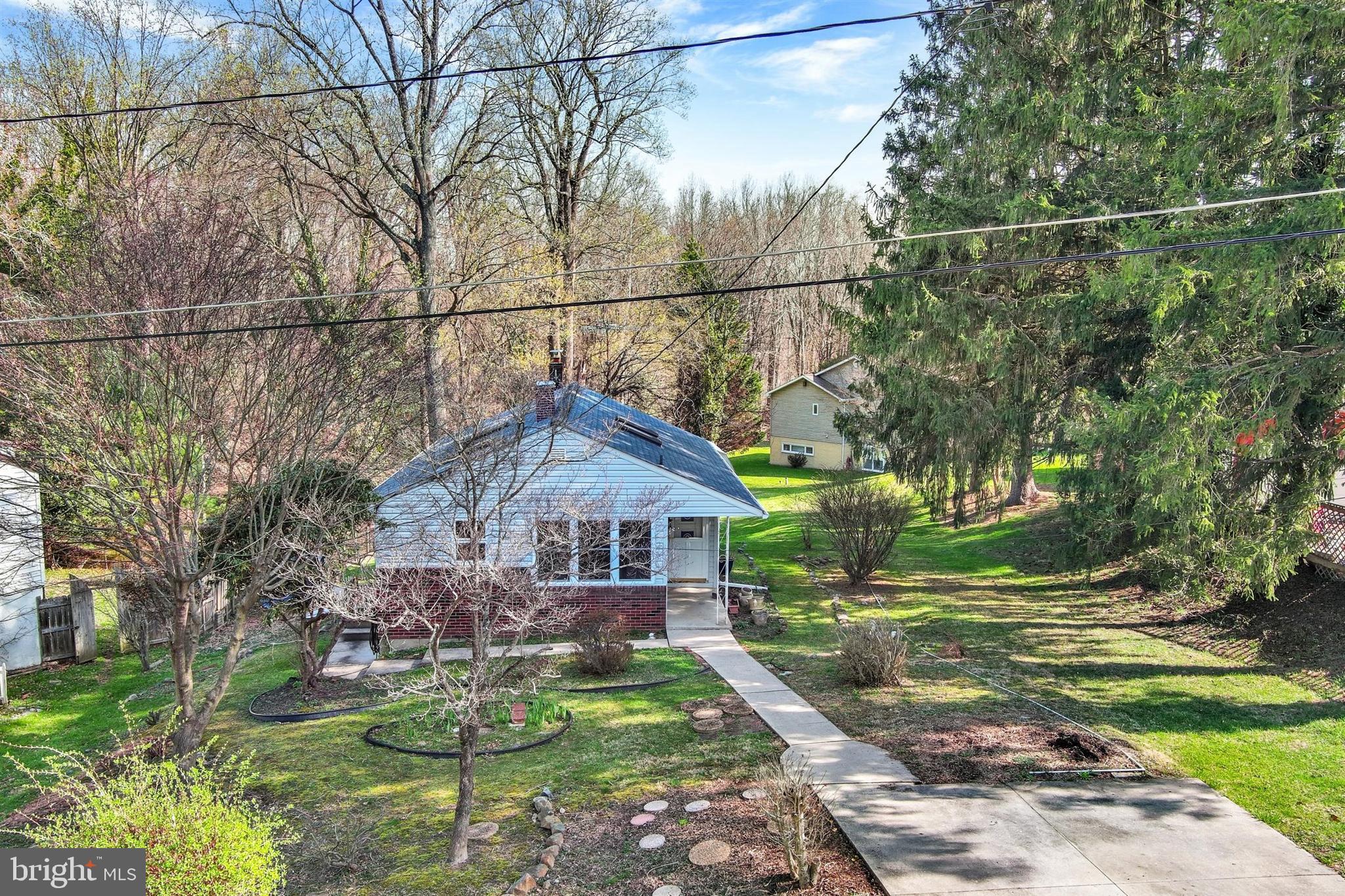 2926 KNOLL ACRES DRIVE