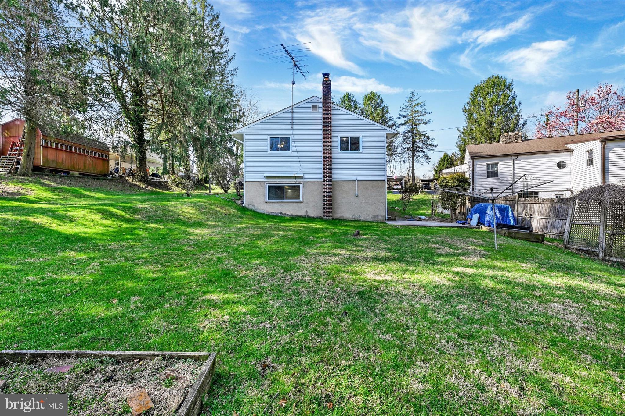 2926 KNOLL ACRES DRIVE