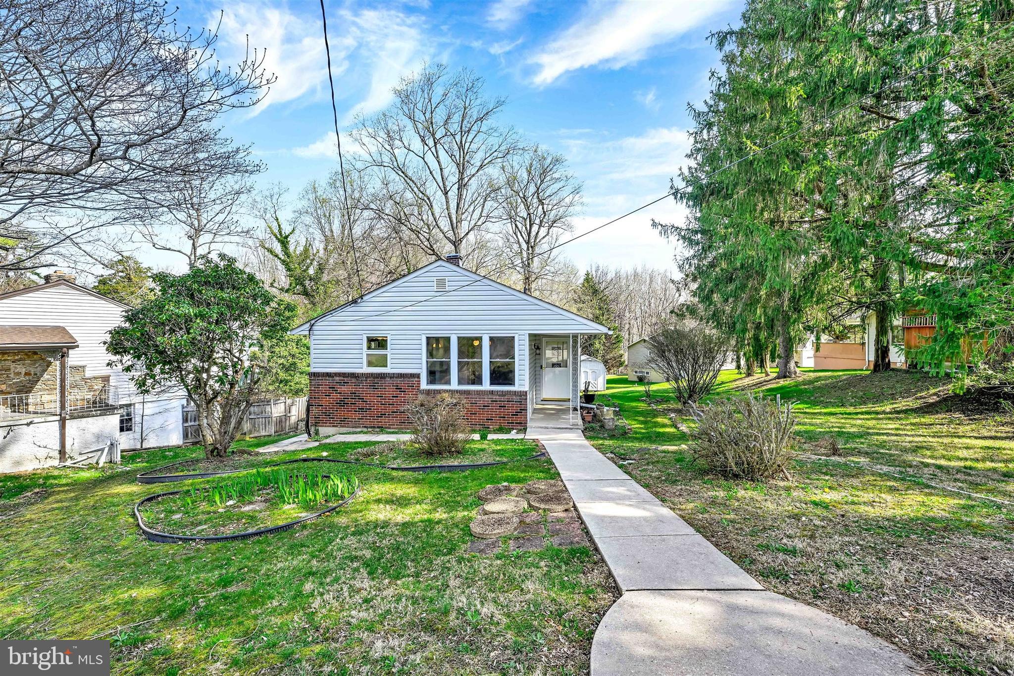 2926 KNOLL ACRES DRIVE