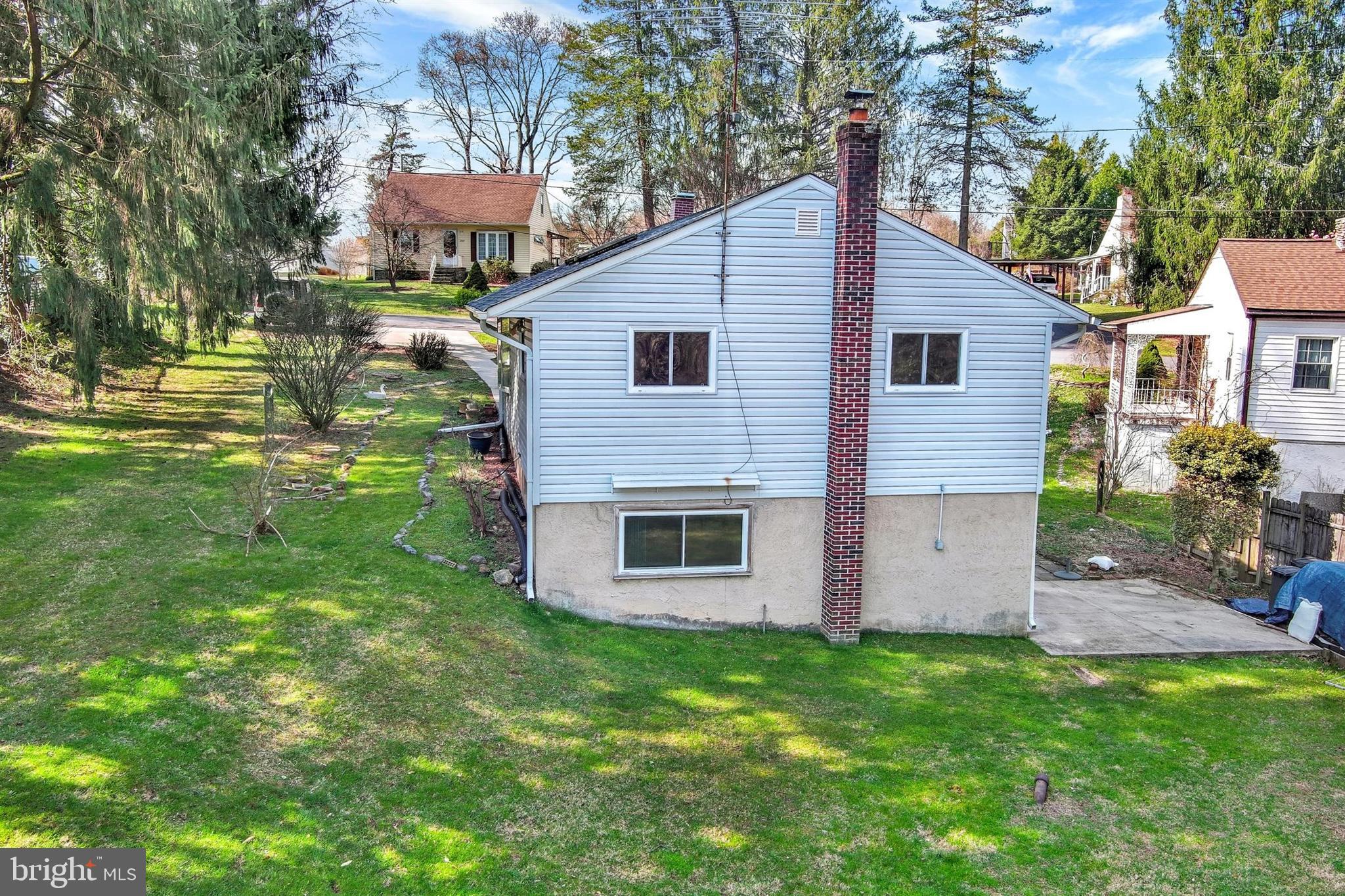 2926 KNOLL ACRES DRIVE