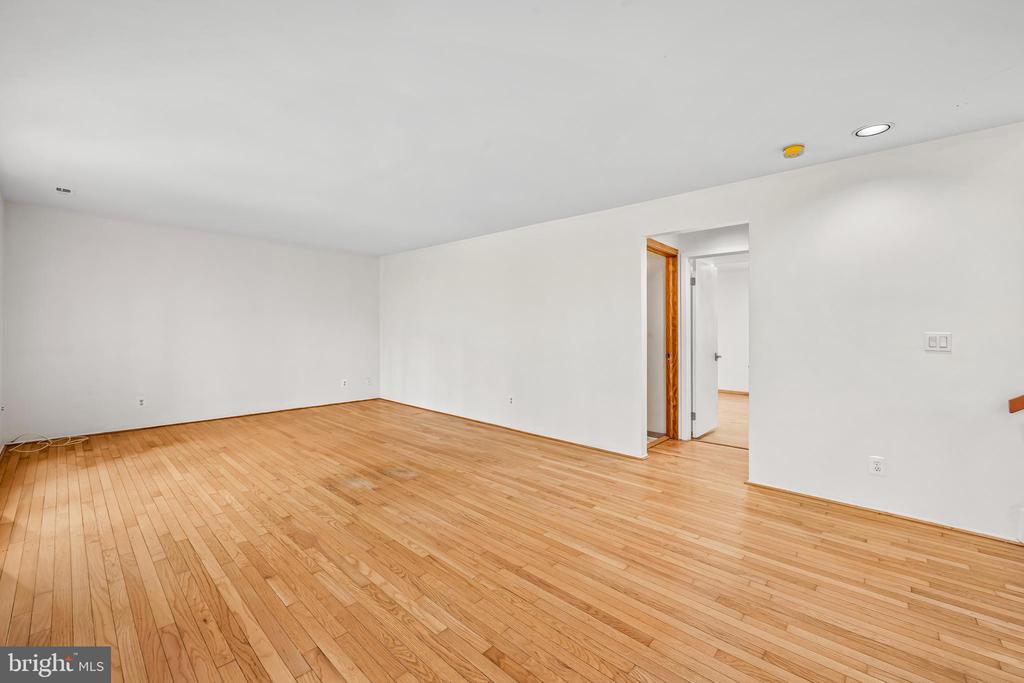 12204 VELVET HILL DRIVE