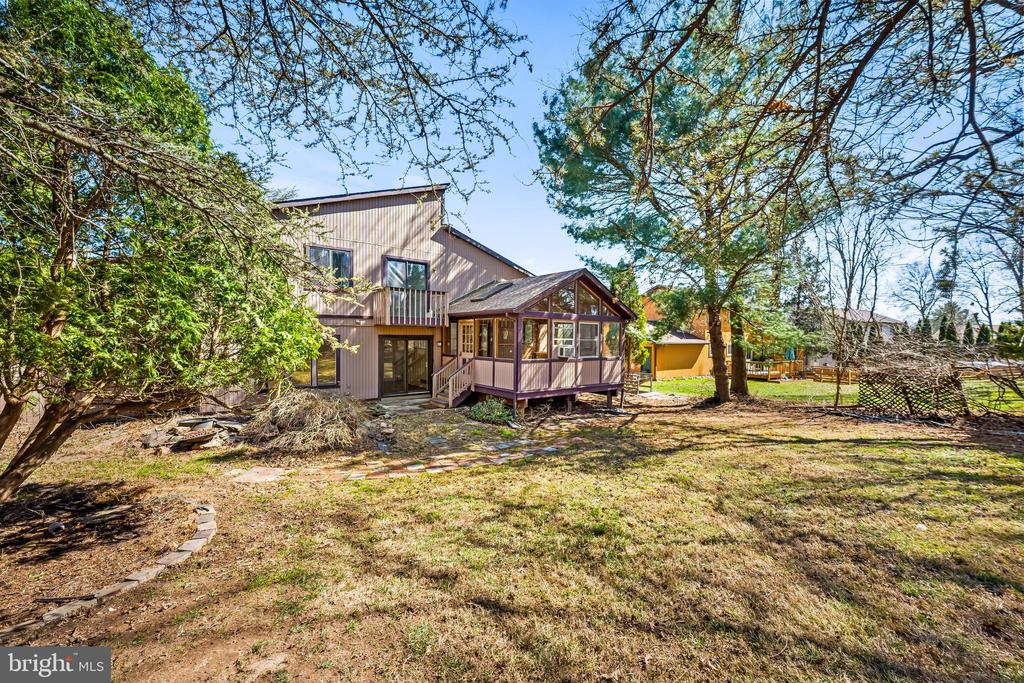 12204 VELVET HILL DRIVE