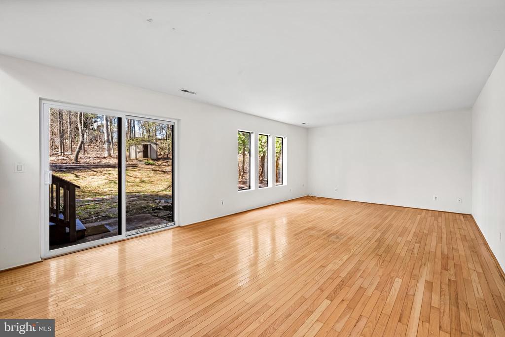 12204 VELVET HILL DRIVE