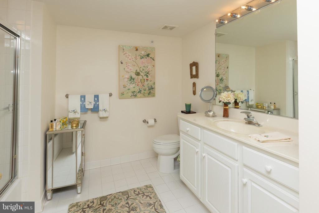 12300 ROSSLARE RIDGE ROAD 501