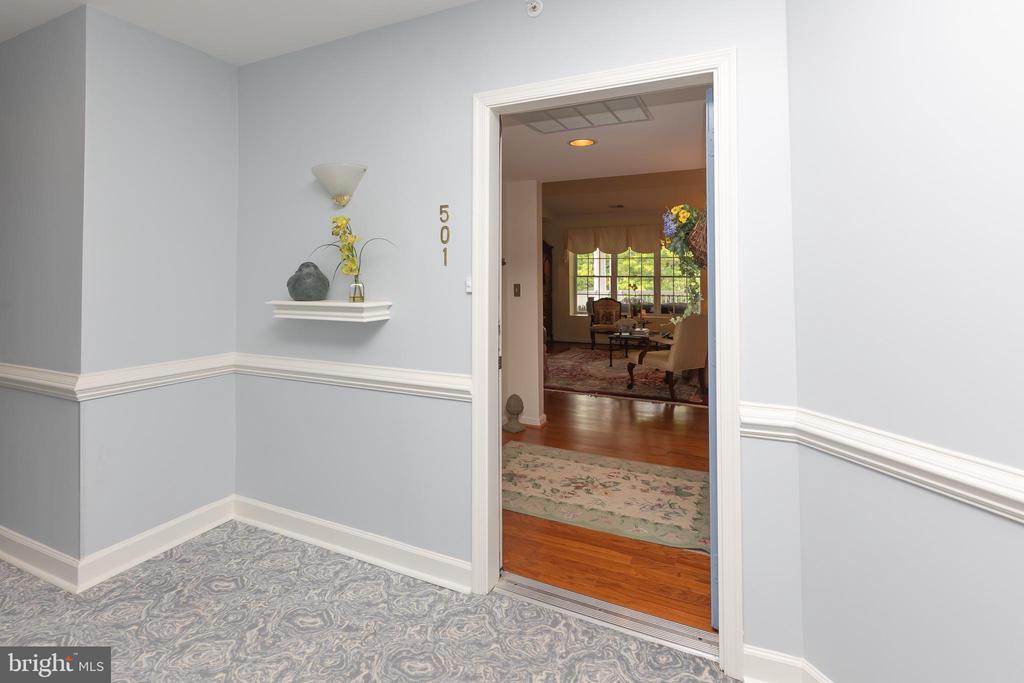 12300 ROSSLARE RIDGE ROAD 501