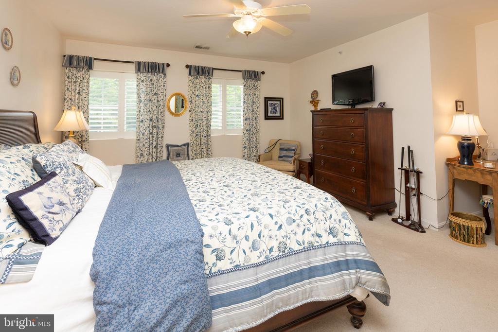 12300 ROSSLARE RIDGE ROAD 501