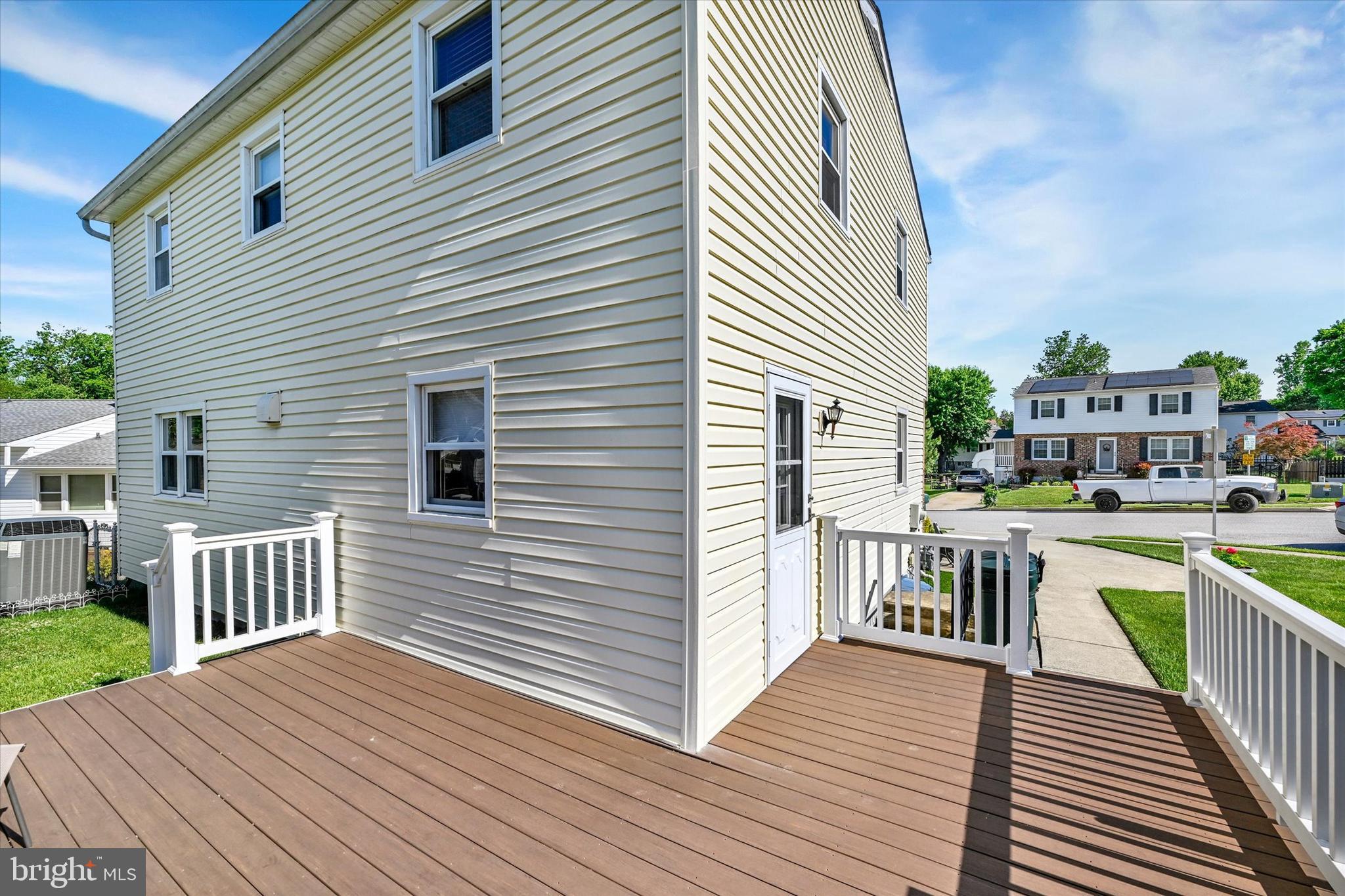3 EYRE COURT