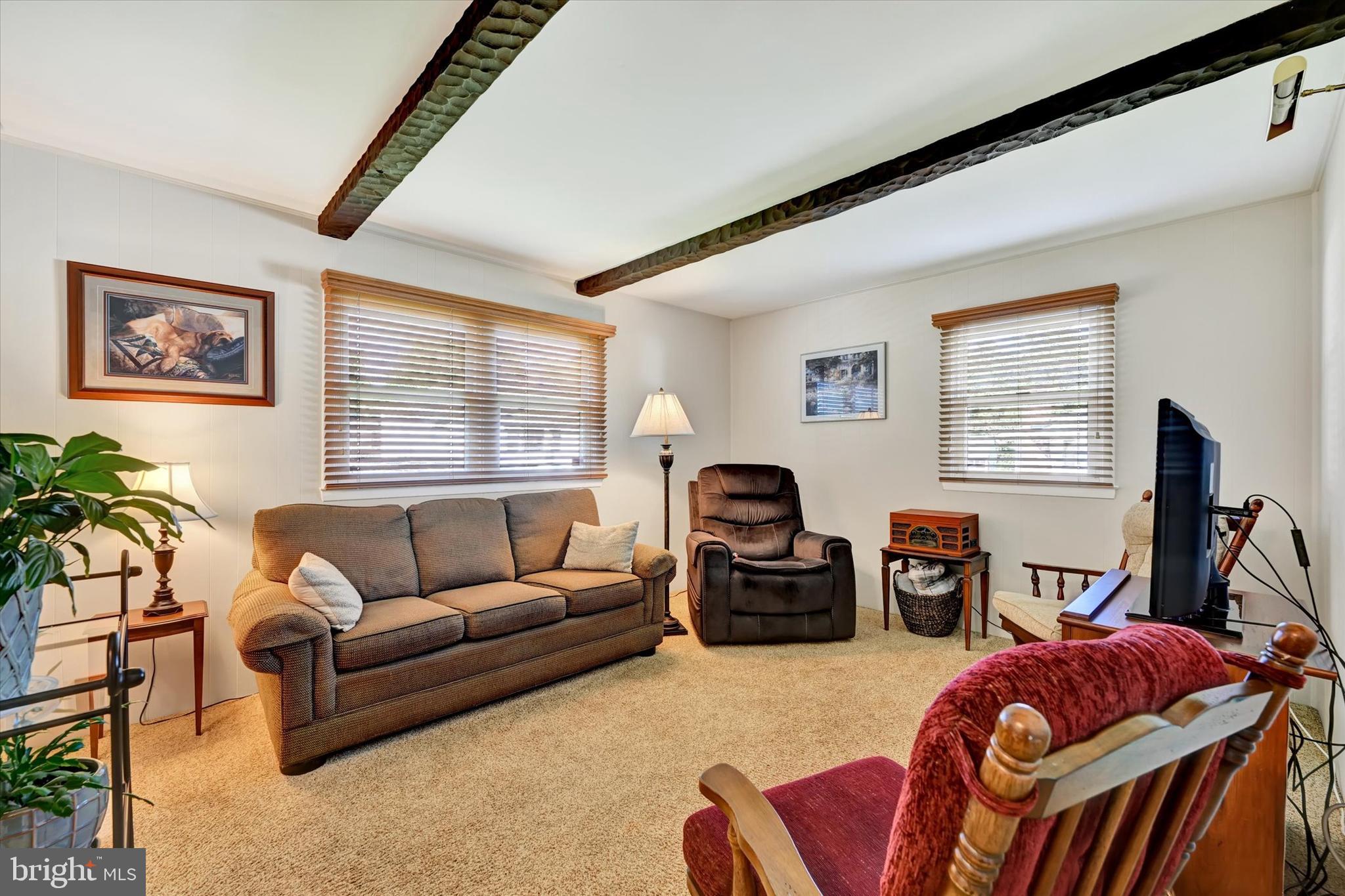 3 EYRE COURT