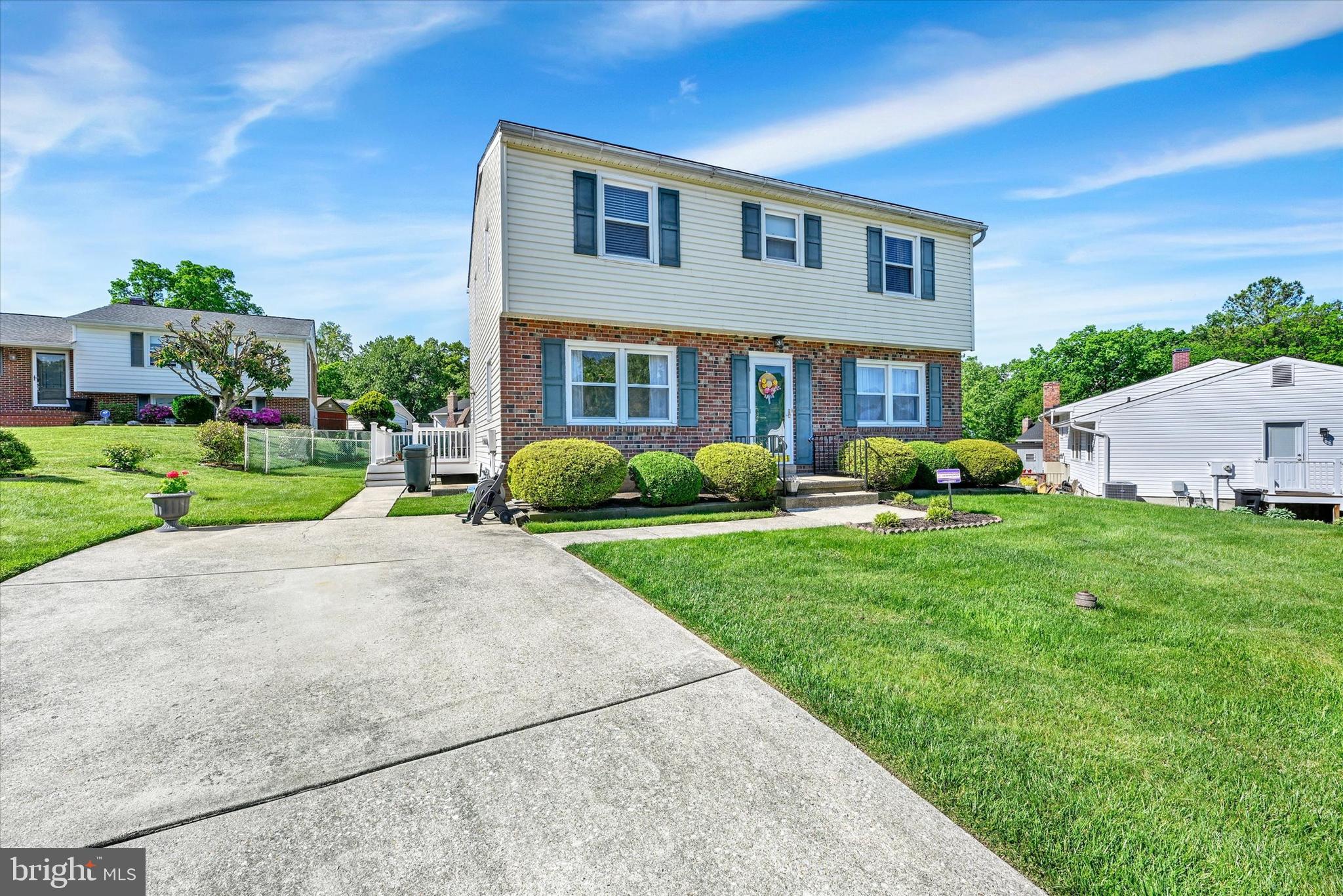 3 EYRE COURT