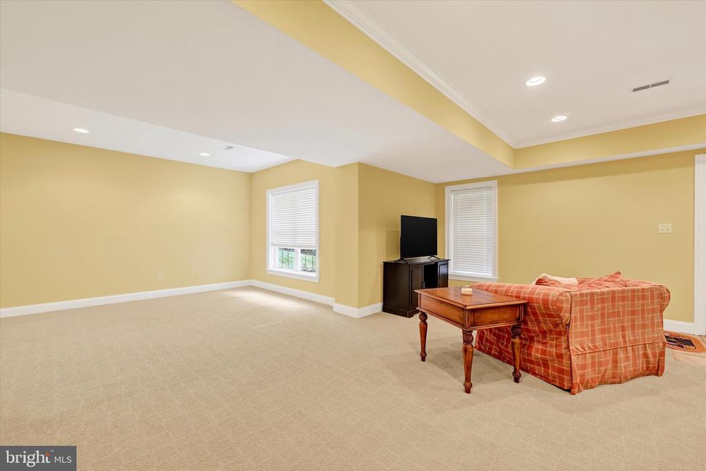 9318 RAVENRIDGE ROAD