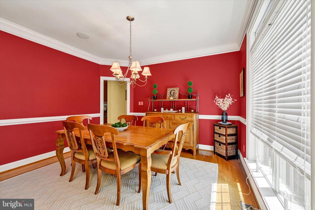 9318 RAVENRIDGE ROAD