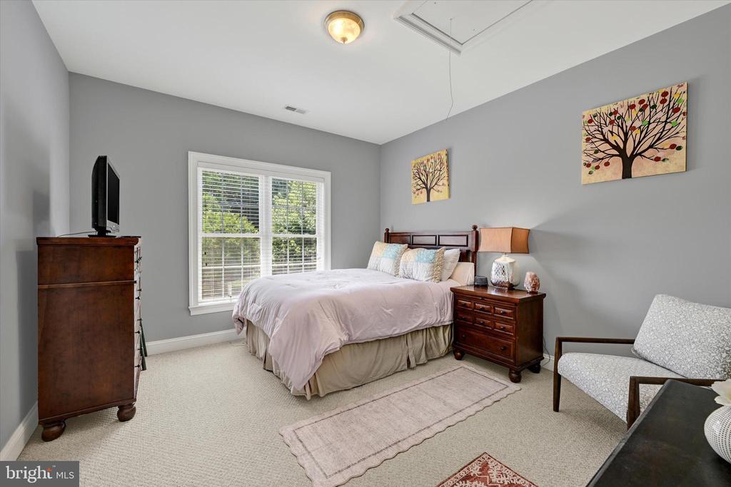 9318 RAVENRIDGE ROAD