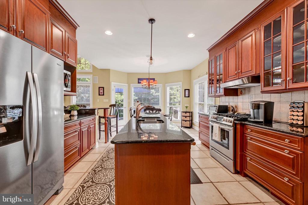 9318 RAVENRIDGE ROAD