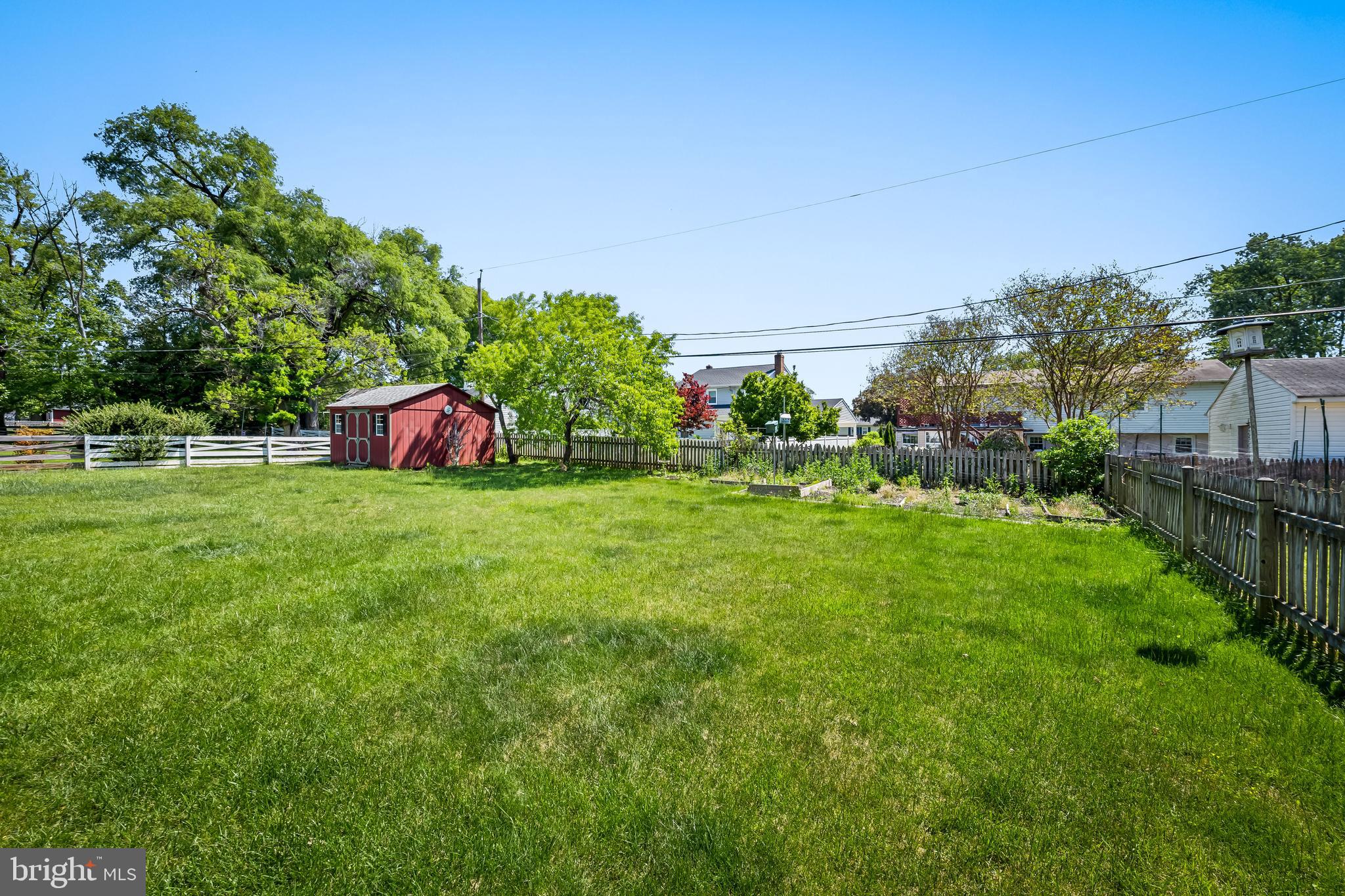 8407 THORNTON ROAD