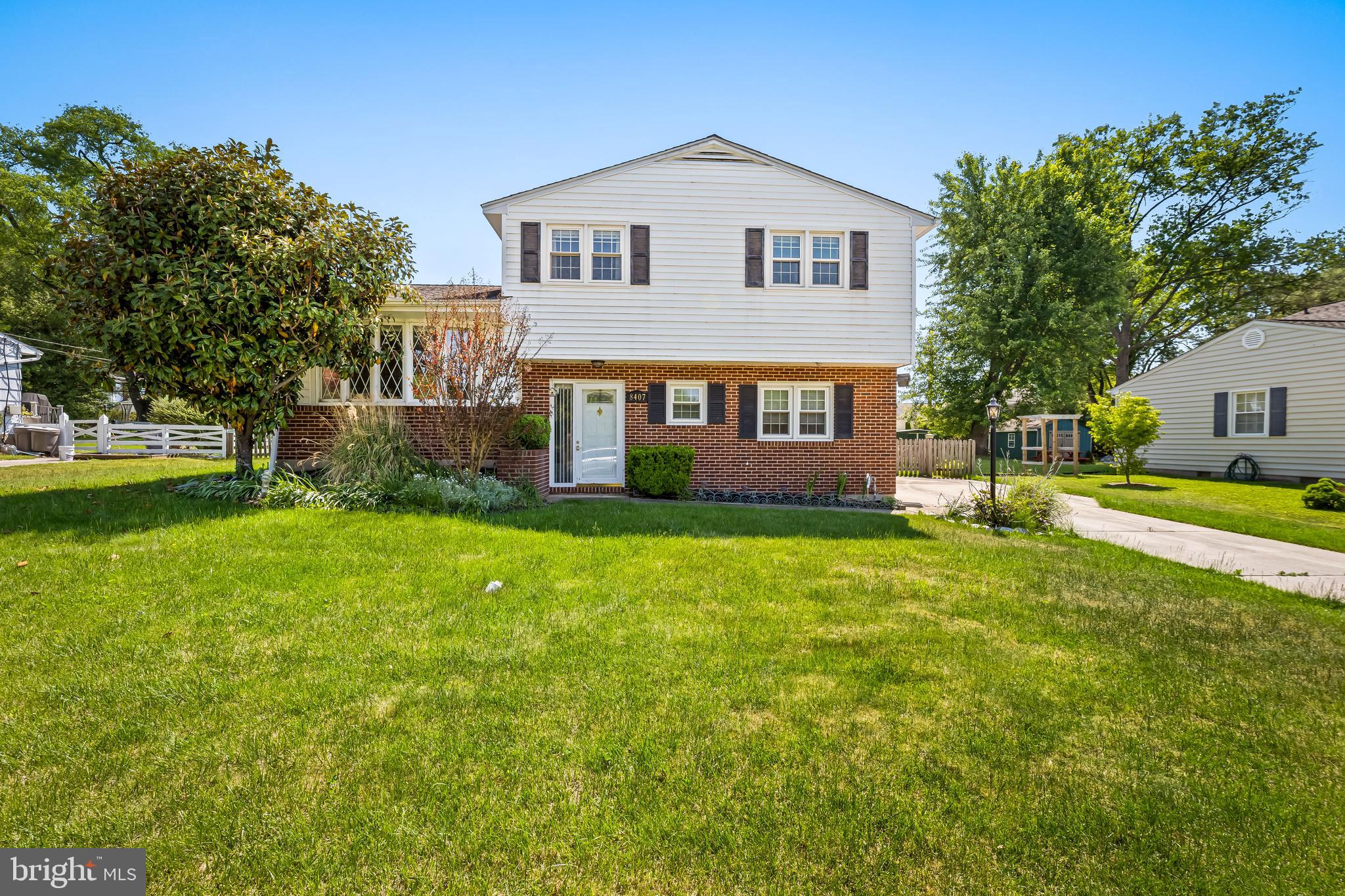 8407 THORNTON ROAD