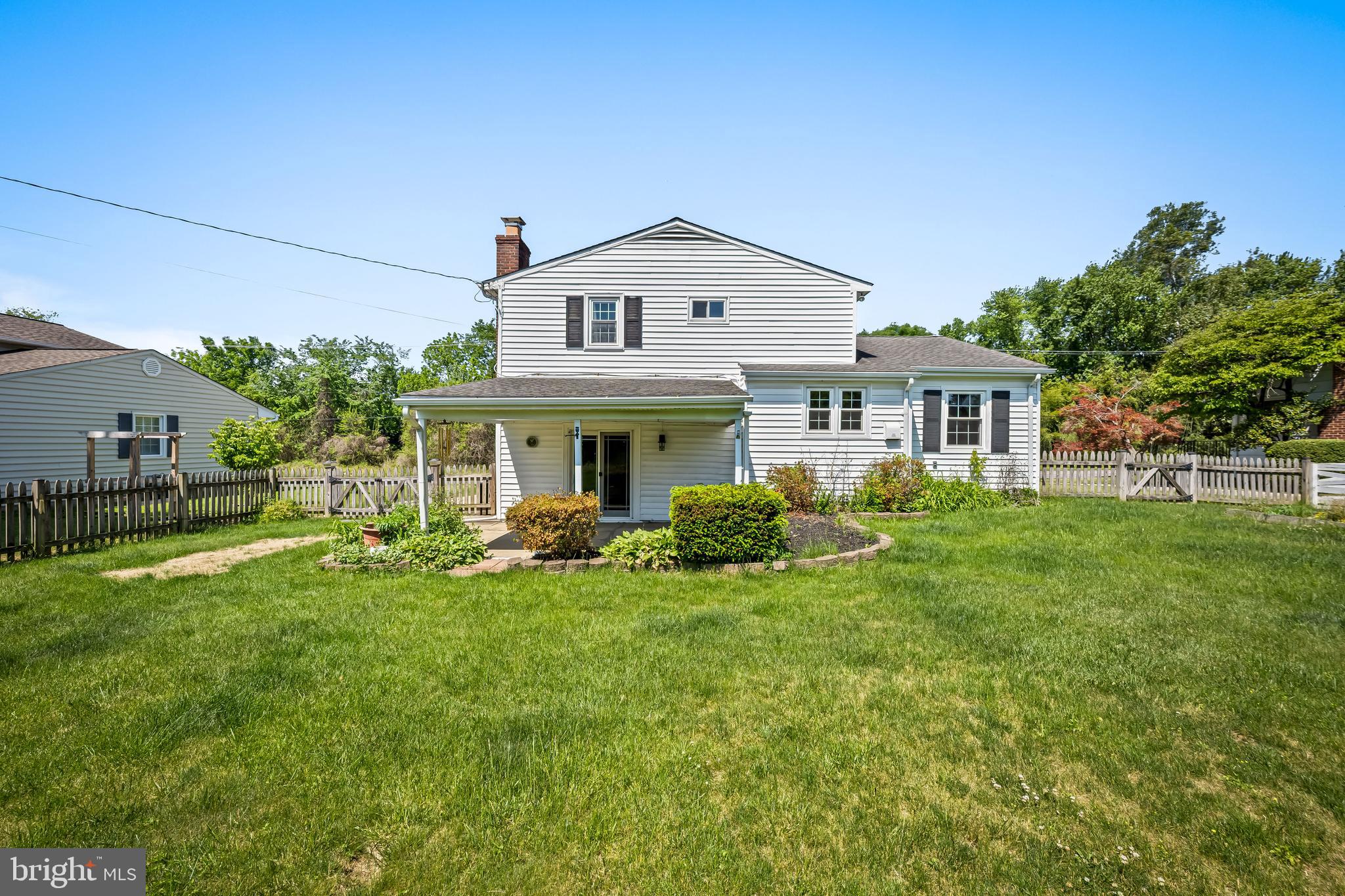 8407 THORNTON ROAD