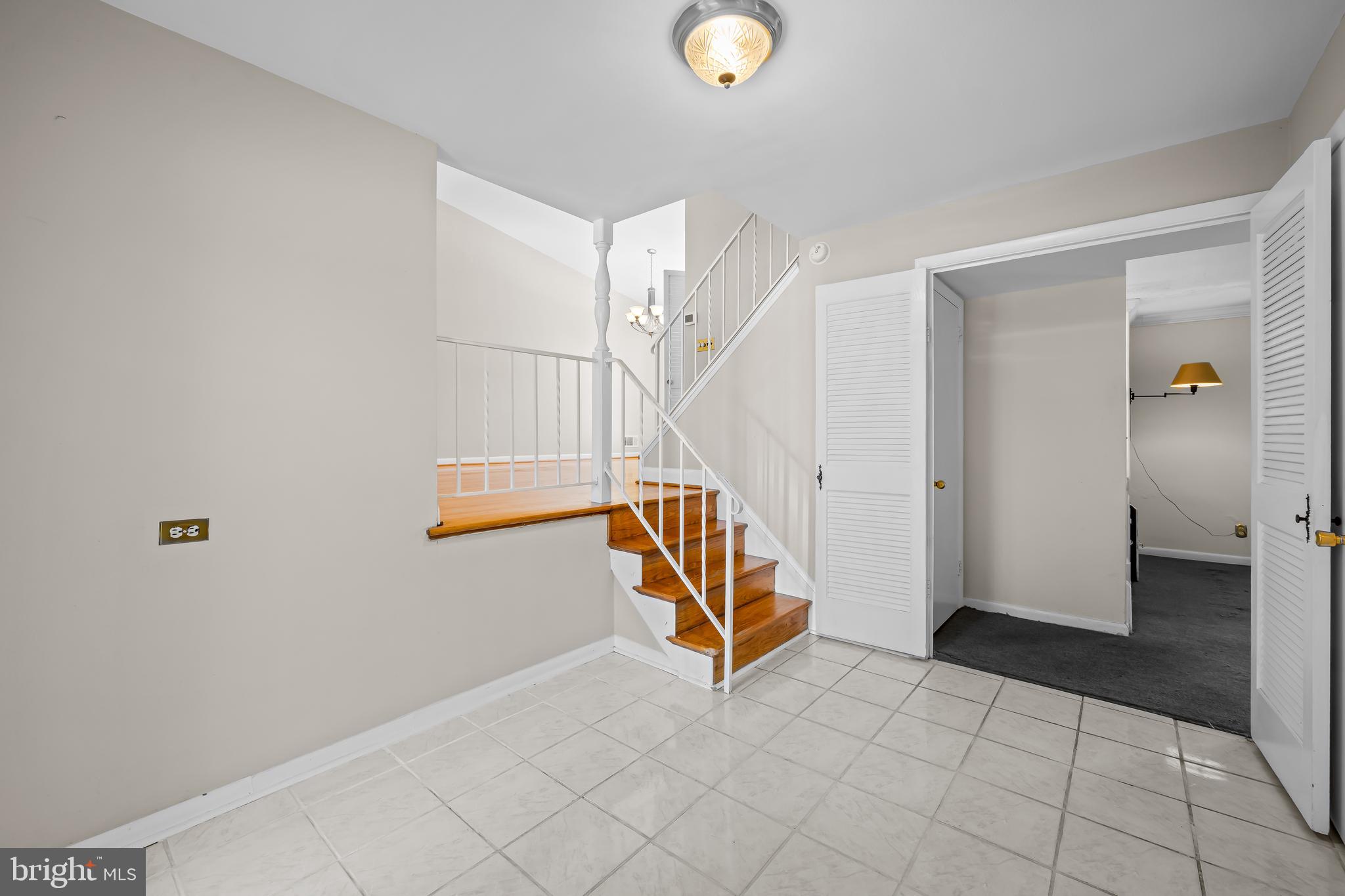 8407 THORNTON ROAD