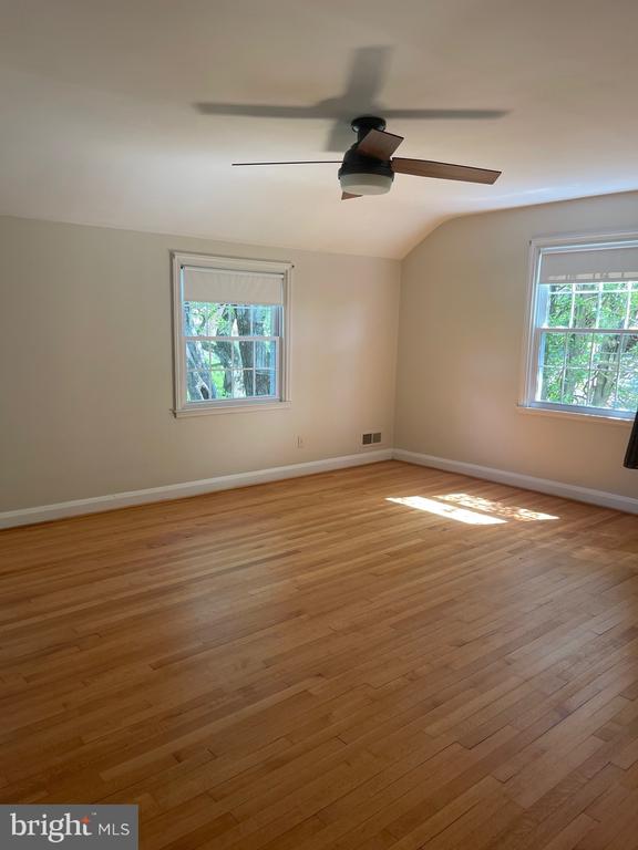 819 FAIRWAY