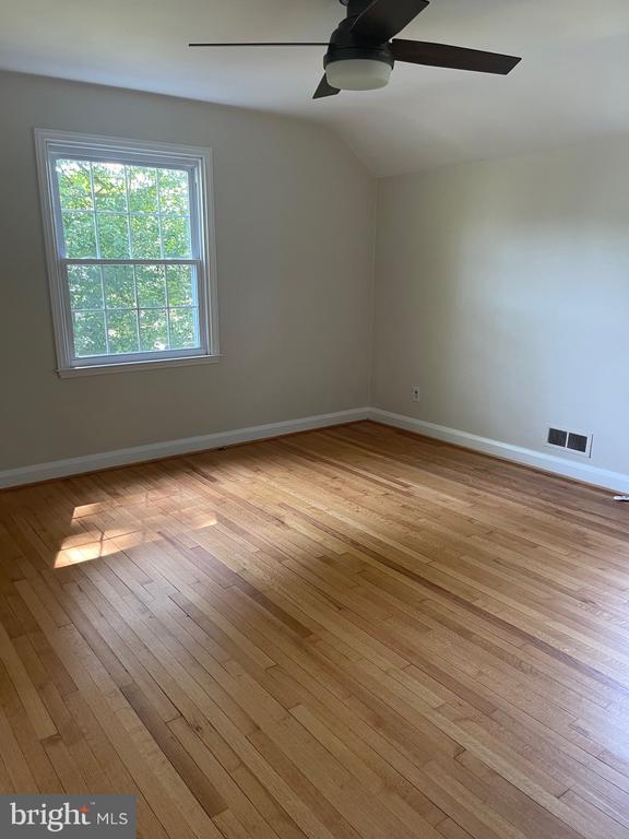 819 FAIRWAY