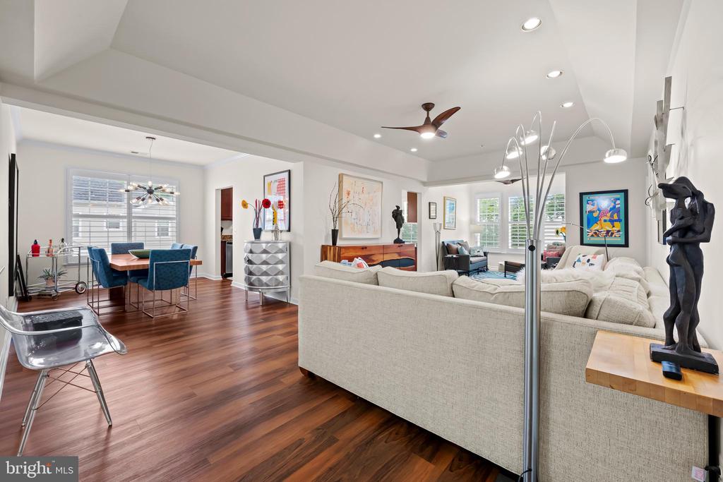 7301 TRAVERTINE DRIVE Unit: 403