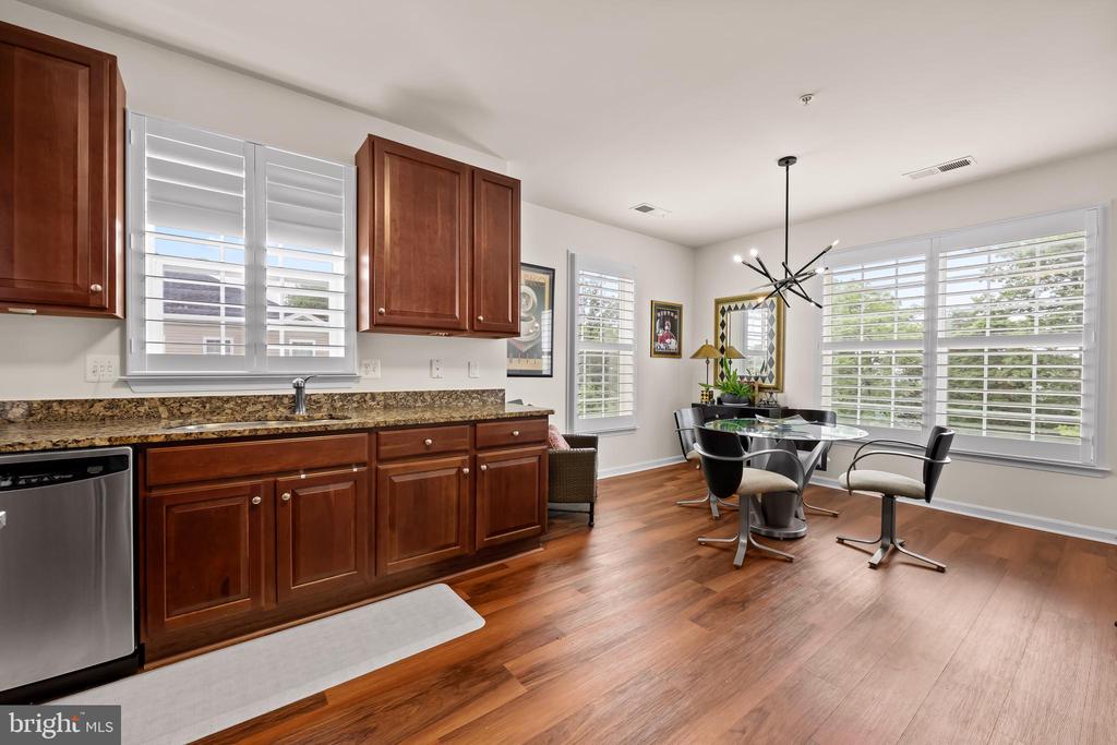 7301 TRAVERTINE DRIVE Unit: 403
