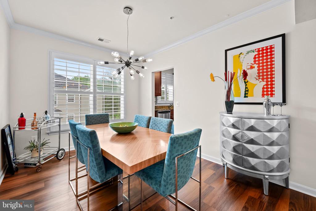 7301 TRAVERTINE DRIVE Unit: 403