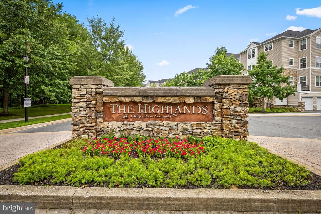 7301 TRAVERTINE DRIVE Unit: 403