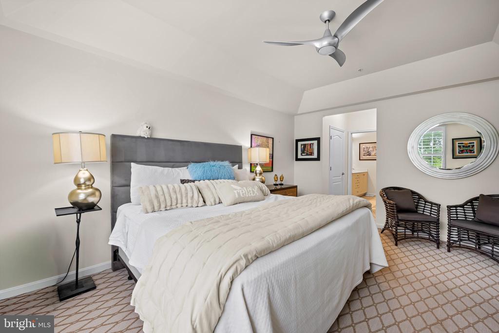 7301 TRAVERTINE DRIVE Unit: 403