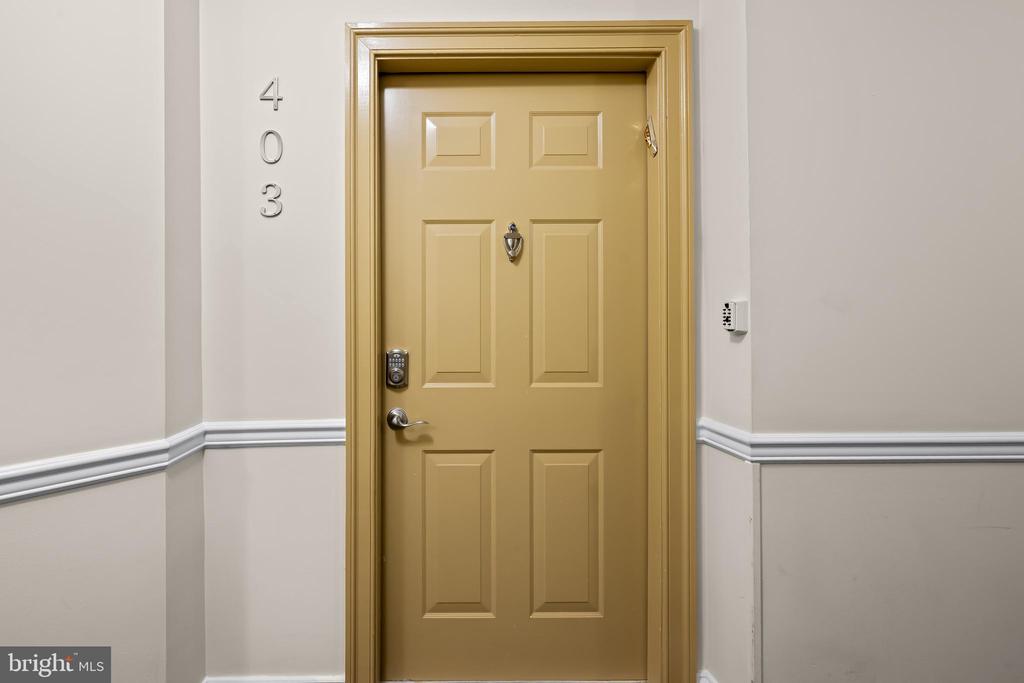 7301 TRAVERTINE DRIVE Unit: 403