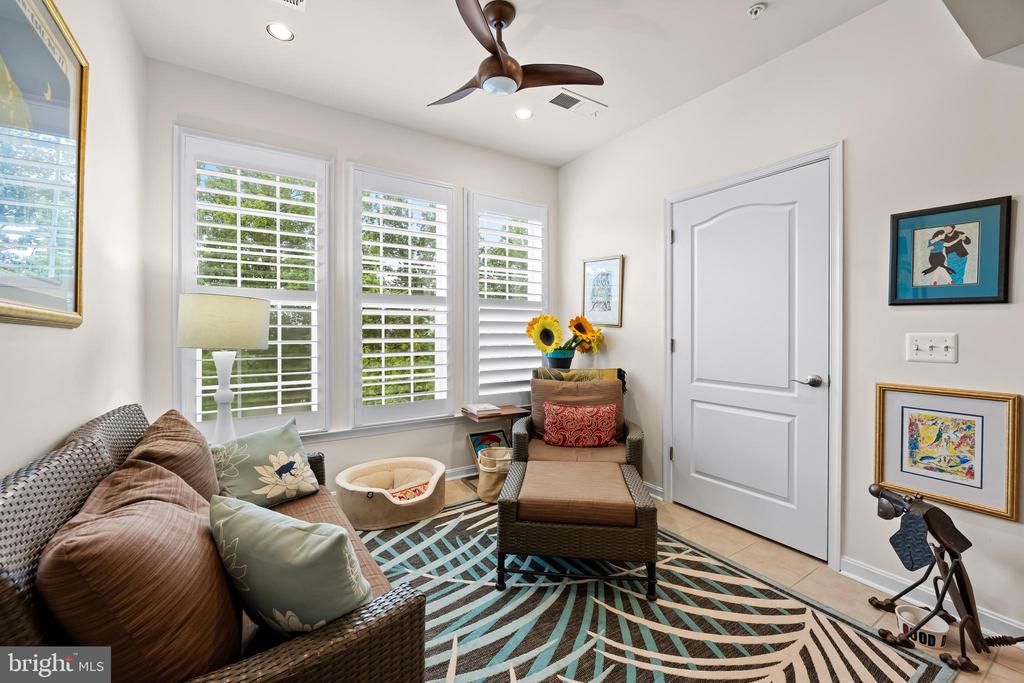 7301 TRAVERTINE DRIVE Unit: 403