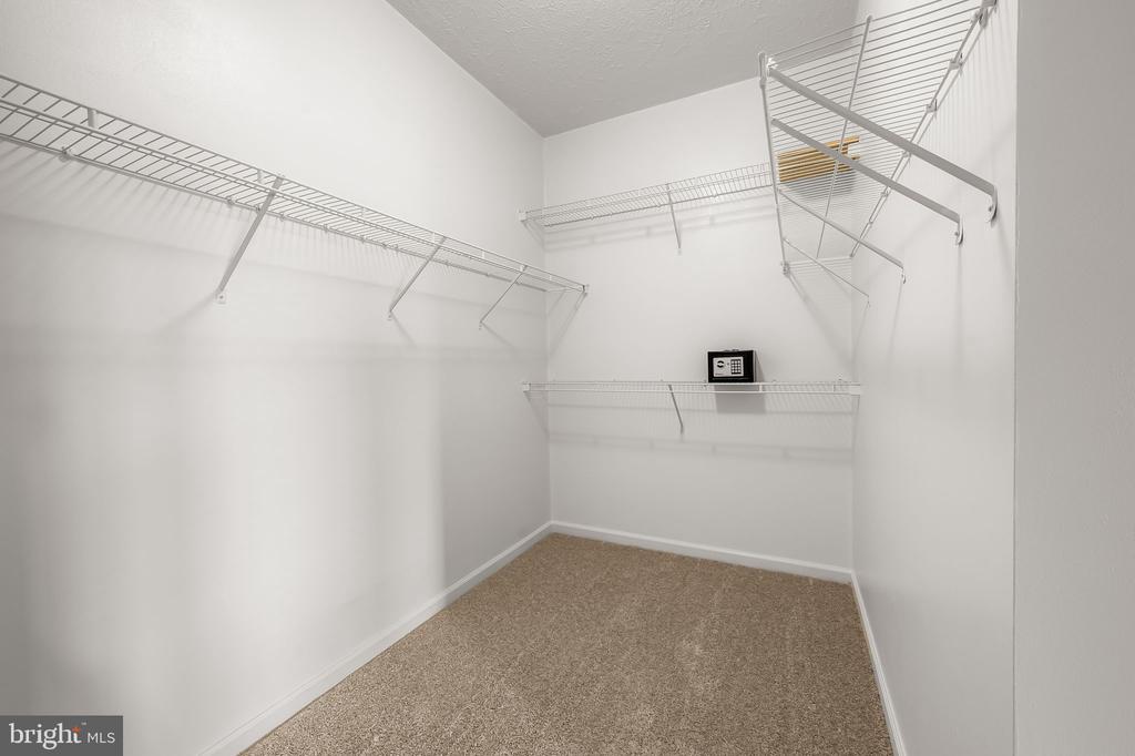 4503 DUNTON TERRACE Unit: 8503 L