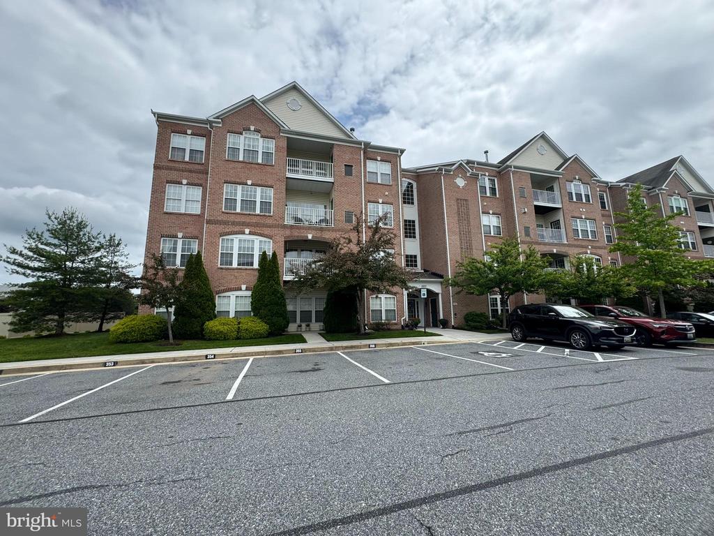 4503 DUNTON TERRACE Unit: 8503 L