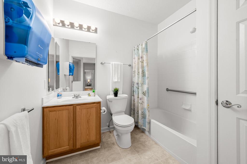 4503 DUNTON TERRACE Unit: 8503 L