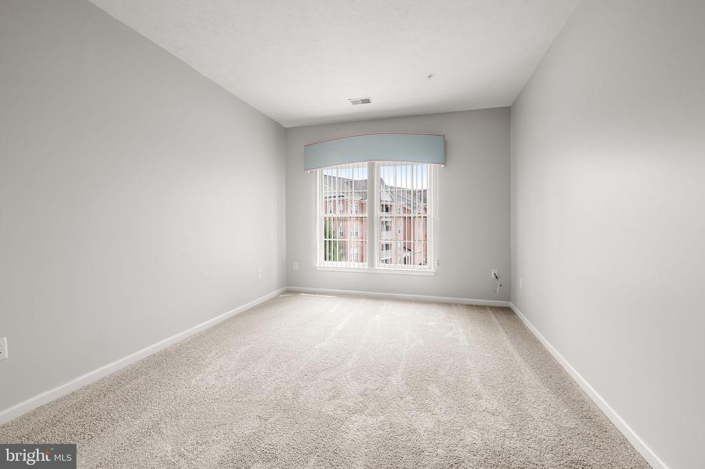4503 DUNTON TERRACE Unit: 8503 L
