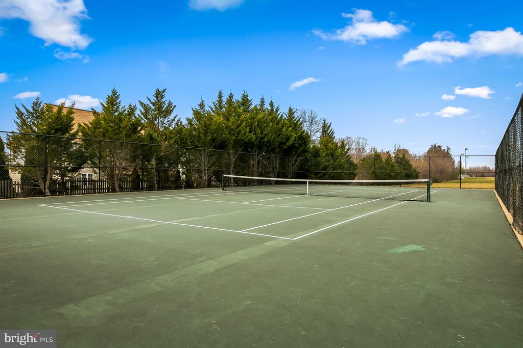 9603 HAVEN FARM ROAD Unit: F