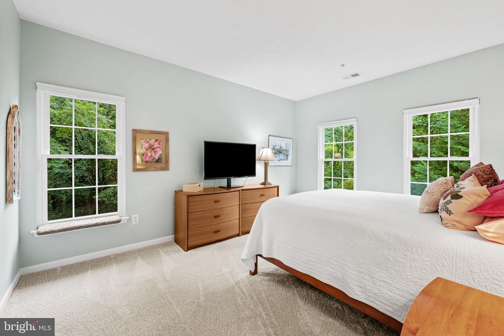 9603 HAVEN FARM ROAD Unit: F